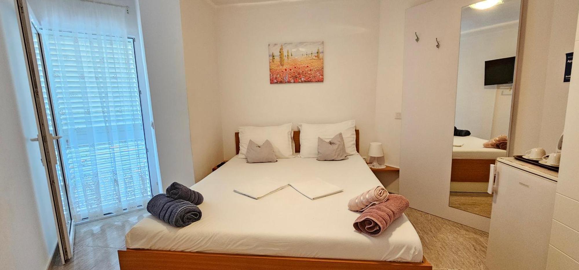 Apartment Tonci Новаля Екстериор снимка